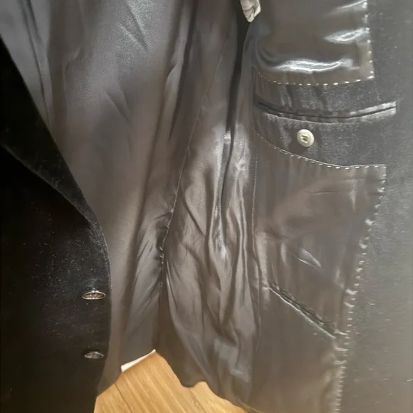 Kenneth Cole New York Men’s Elegant Black Velvet Blazer